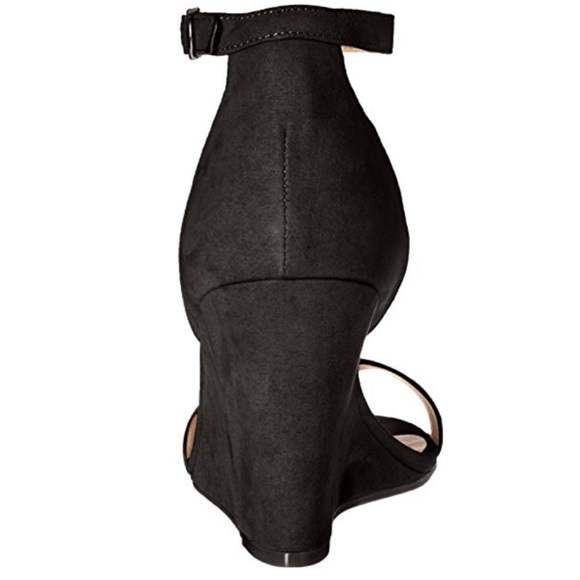 NIB Black Wavy Toe Strap Demi Wedge Sandal - Picture 6 of 7